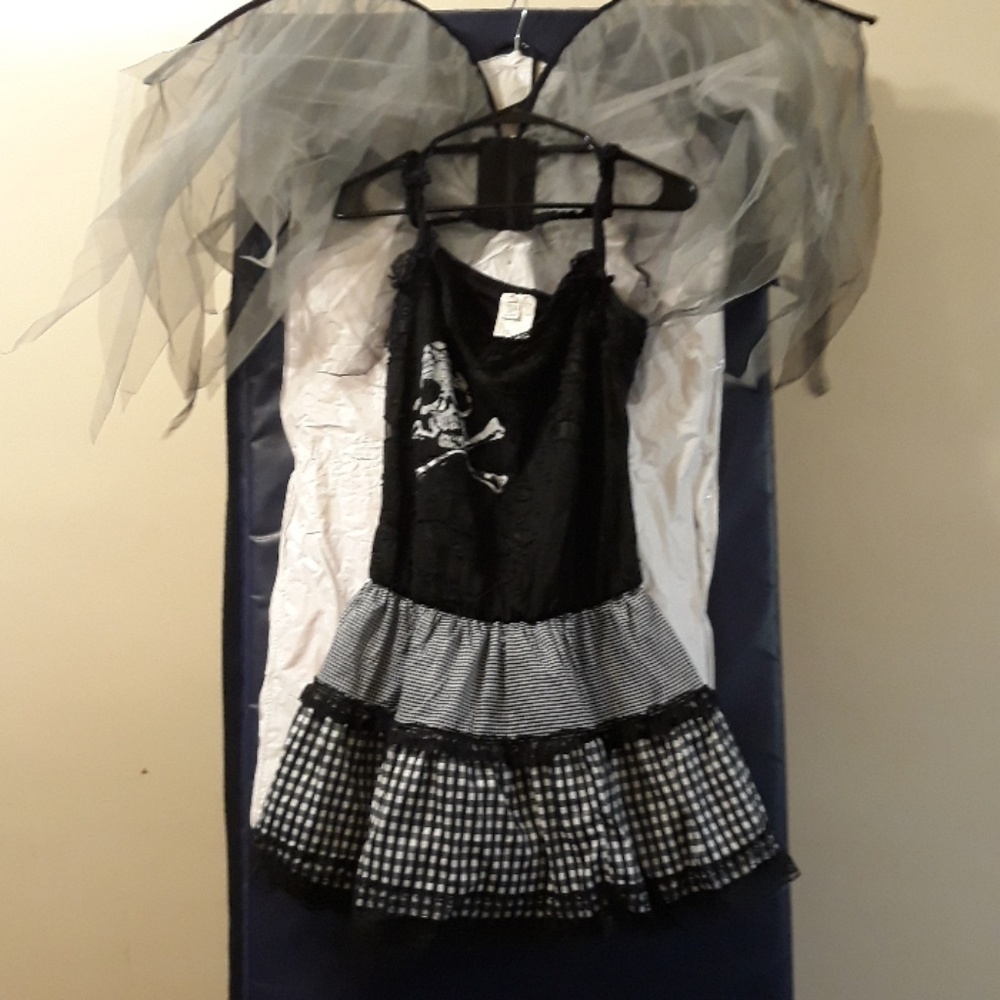 Costume
